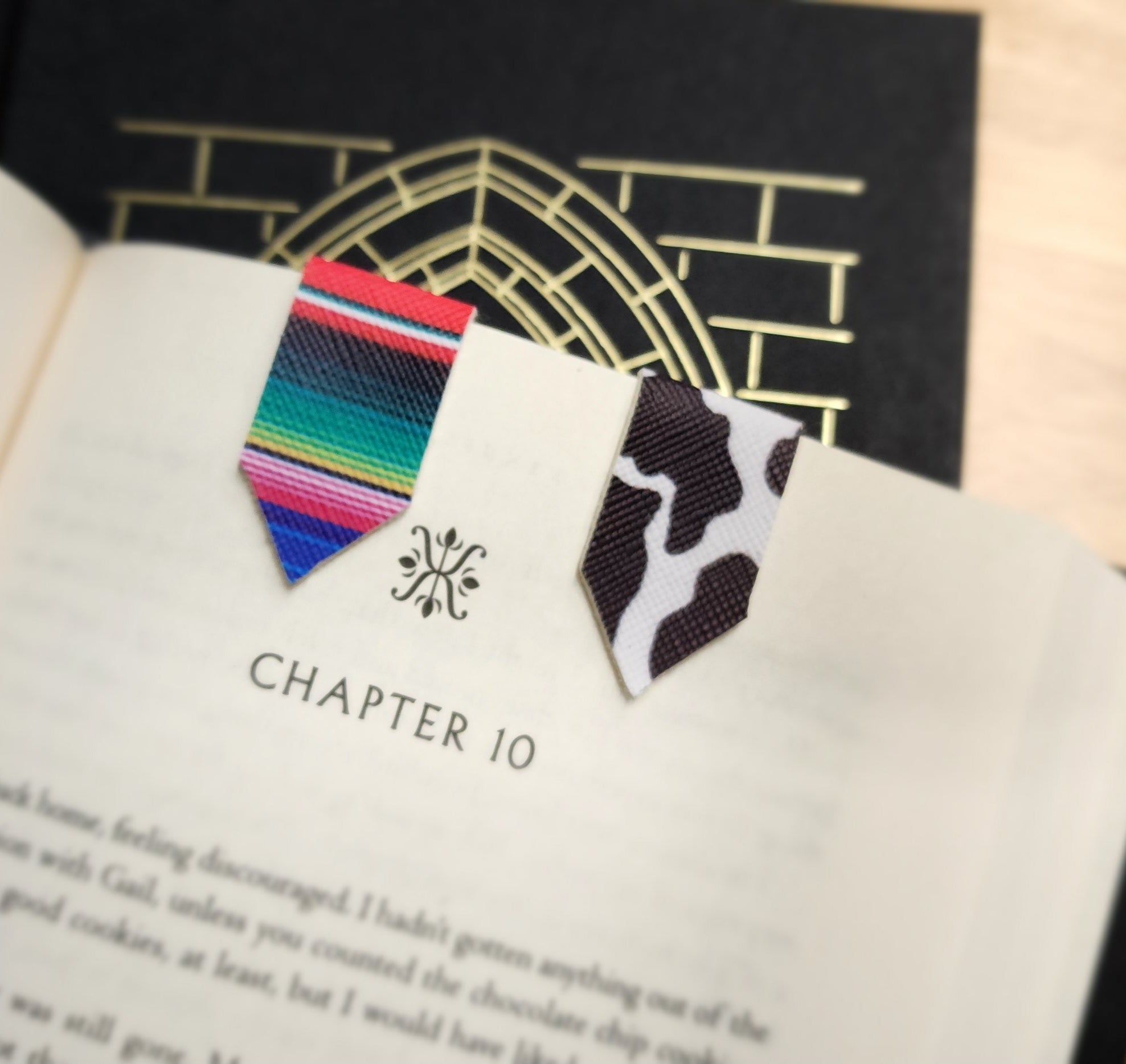 Magnetic Triangle Bookmarks - Cow Print and Stripes (set) image